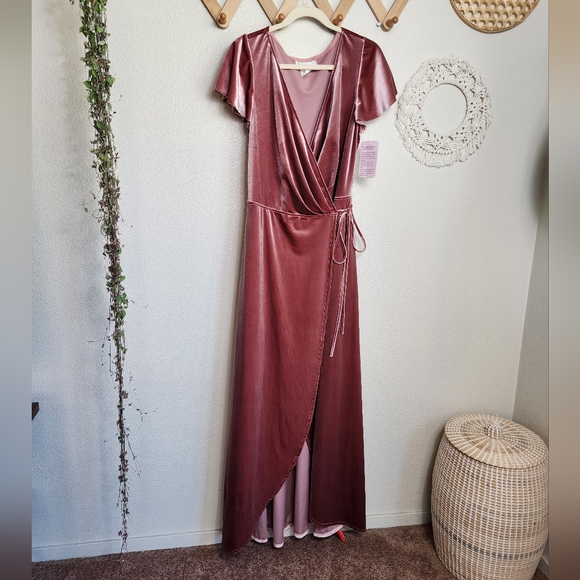 After Six Flutter Sleeve Velvet Wrap Maxi Dress With Pockets In Tawny Ro… - Picture 2 of 11